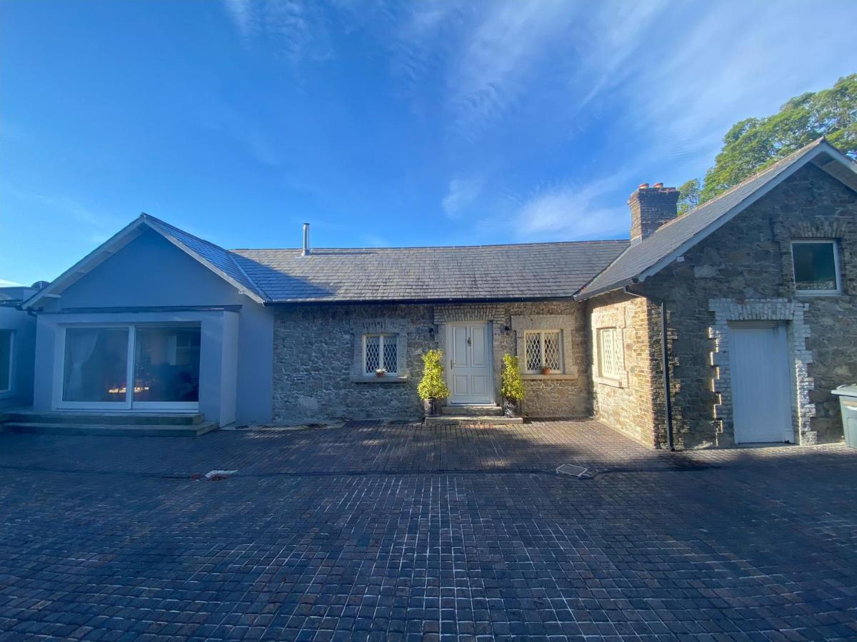 The Coach House Villa Dublin Exteriör bild